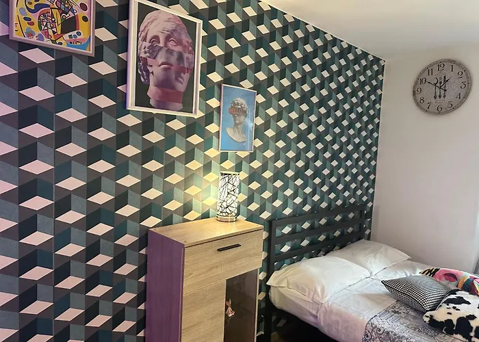 Feel - Vivid Lägenhet