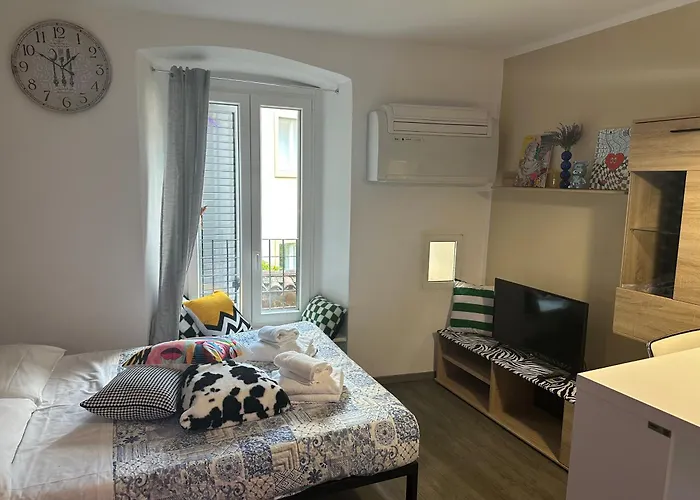 Feel - Vivid 아파트 베르가모